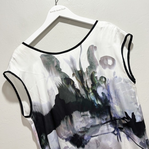 KAY CELINE Women’s Multicolor Abstract Chiffon Sleeveless Blouse Sheer Back Sz S - Picture 4 of 8